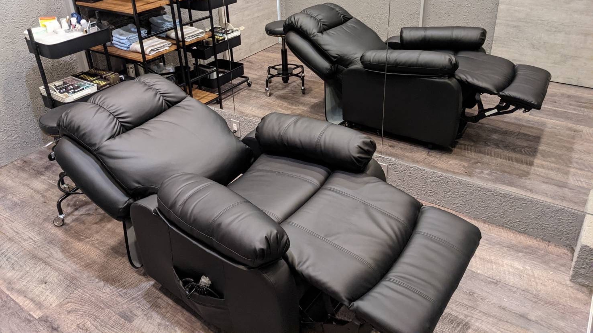 アイラッシュサロンTONARI 筑後店